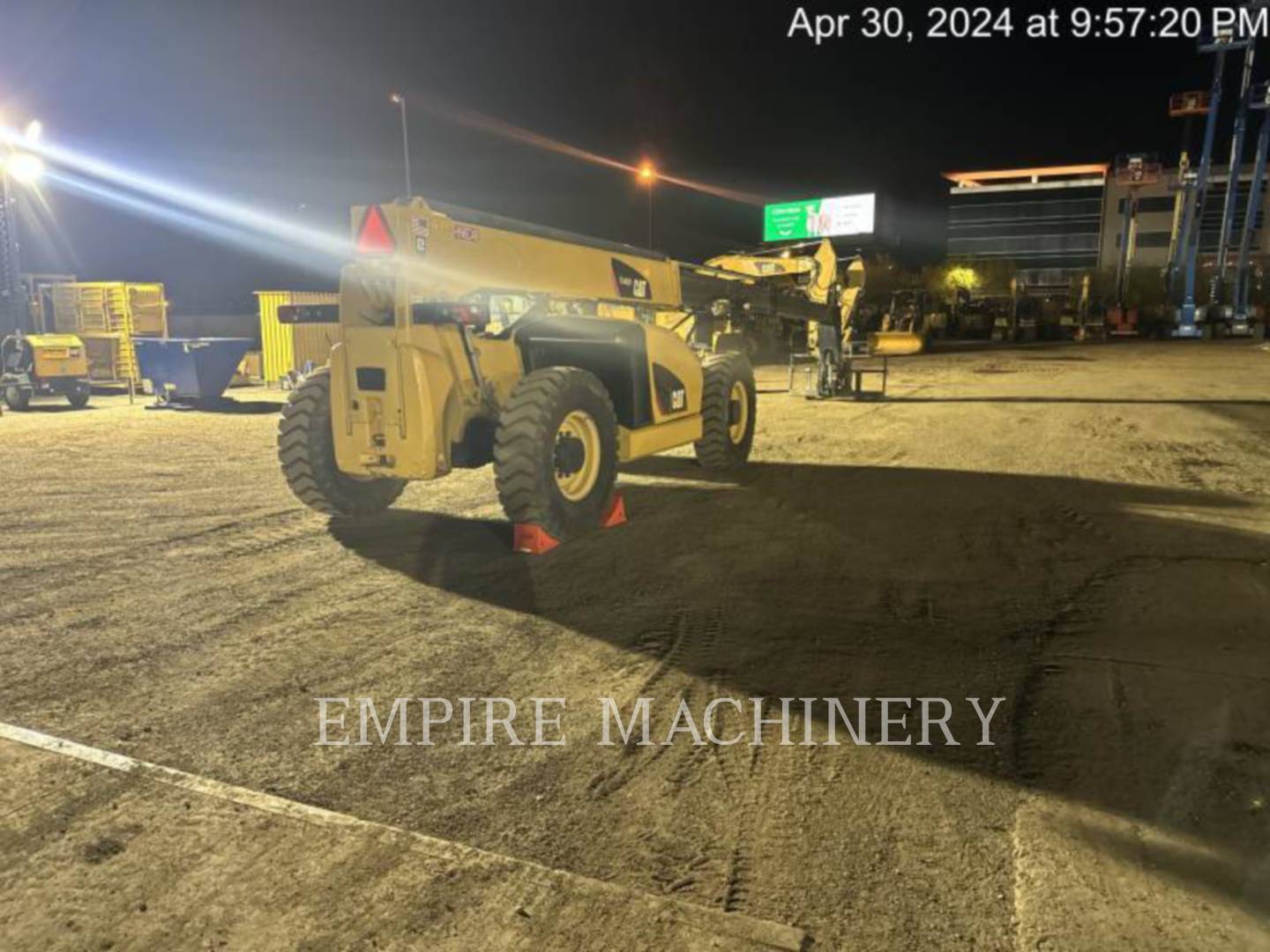 Cat TL943D, Telehandler, 3133 hours, S/N: MLJ00175, 2016 - Image 3