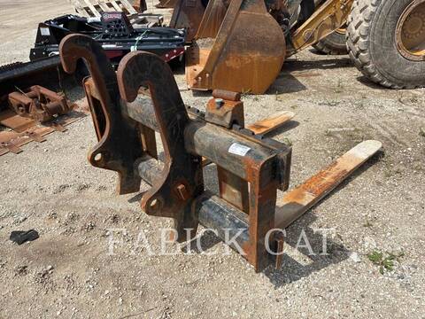 Caterpillar FORKS 930H, S/N: 0UEA02018, - Image 3