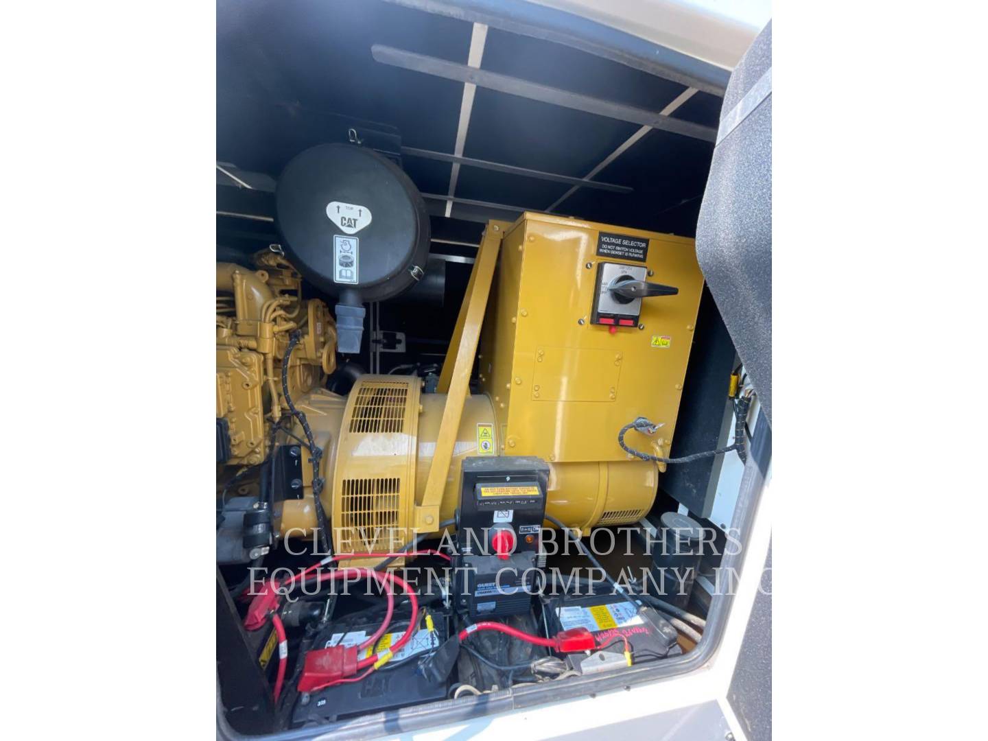 350 KW Caterpillar XQ 230, Diesel, 1800 RPM, 480V, 2948 hours, 2022 - Image 7