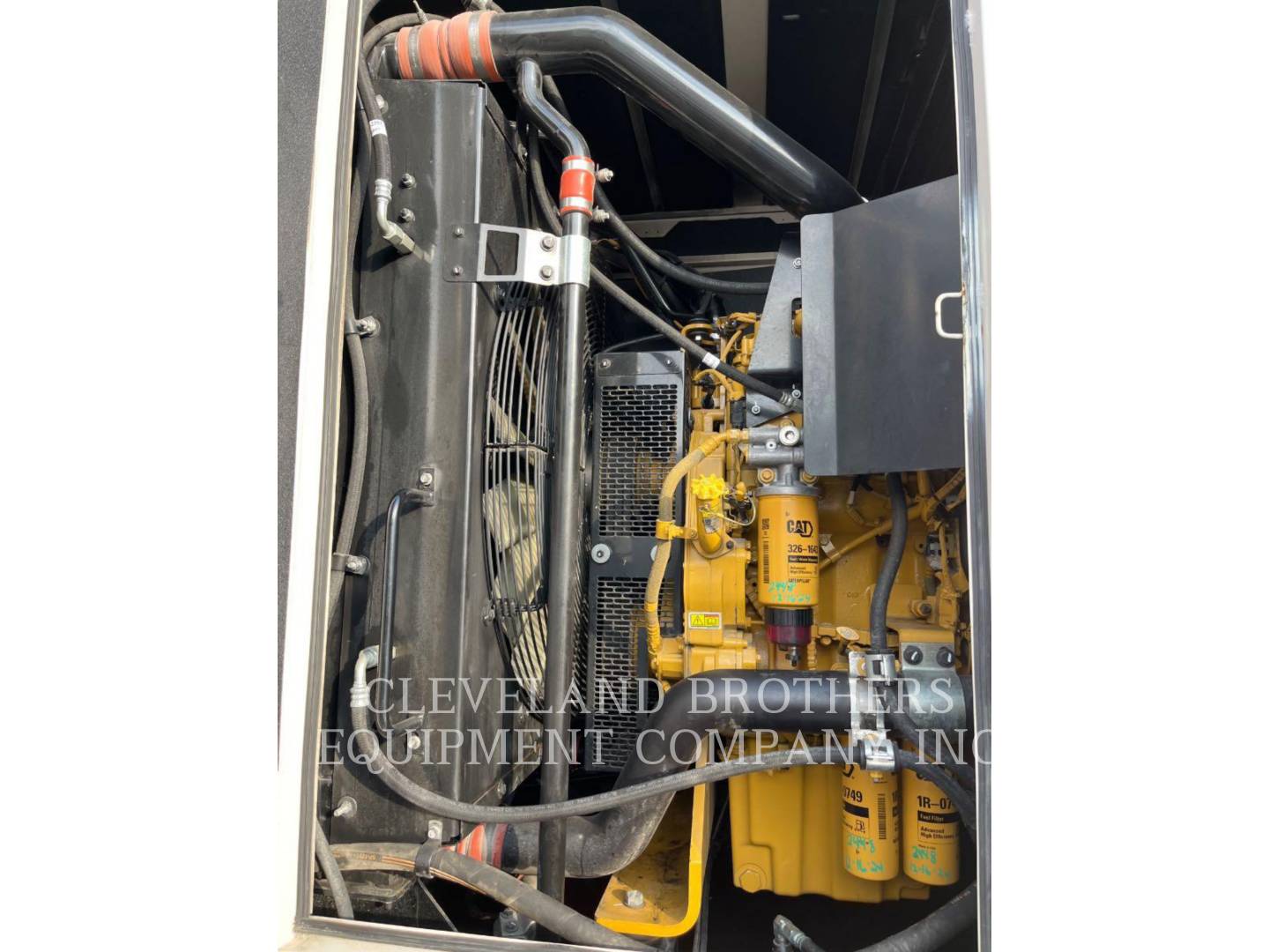 340 KW Caterpillar XQ 425, Diesel, 1800 RPM, 480V, 2460 hours, 2019 - Image 6
