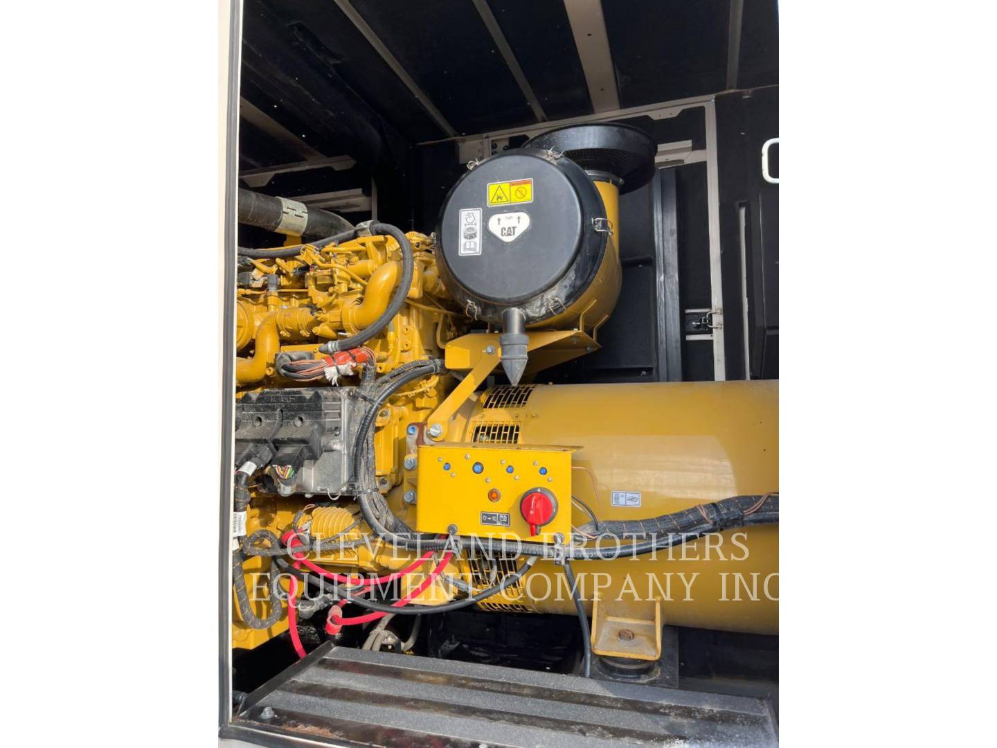 340 KW Caterpillar XQ 425, Diesel, 1800 RPM, 480V, 2460 hours, 2019 - Image 7