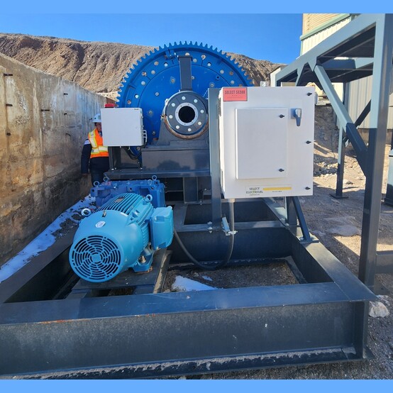 5' x 7' Allis-Chalmers, ball mill, 100 HP WEG motor, rebuilt 2022 - Image 3