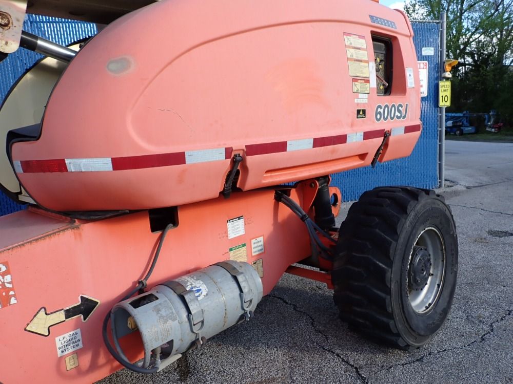500 lb. JLG #660SJ, Telescopic Boom Lift, 66' Max platform Height, 56.75' Reach, 881 hours, 2003 - Image 5