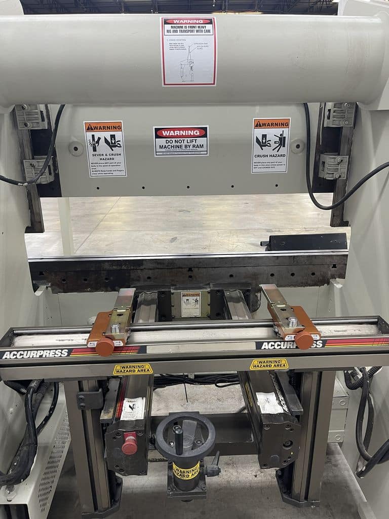 60 Ton, Accurpress #7606, CNC press brake, 6' overall, 54.5" between housing, 8" stroke, 10 HP, ETS 3000 - Image 8