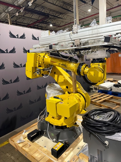 Fanuc, R-2000iC/165F, 6-Axis industrial robot, complete with R-30iB Plus controller, 2019 - Image 2
