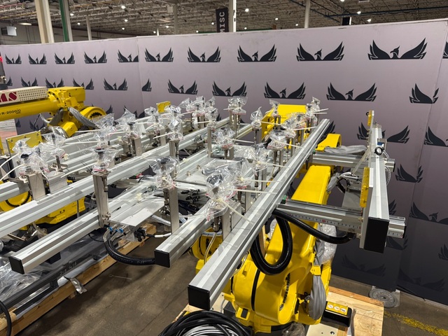 Fanuc, R-2000iC/165F, 6-Axis industrial robot, complete with R-30iB Plus controller, 2019 - Image 9