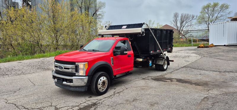 Ford #F550, XLT, 4X4, 6.7L powerstroke, diesel engine, automatic transission, pinte hook, auxiliary - Image 2