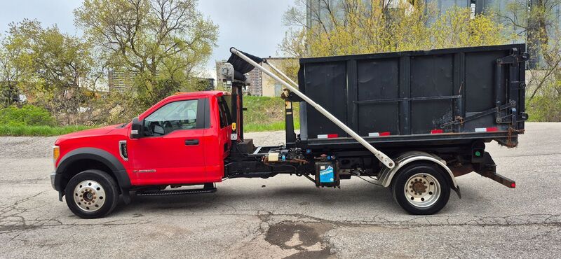 Ford #F550, XLT, 4X4, 6.7L powerstroke, diesel engine, automatic transission, pinte hook, auxiliary - Image 9