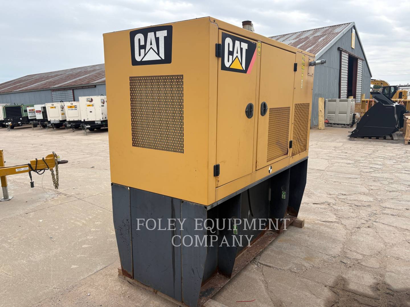 60 KW Caterpillar #D60, diesel generator set, 480 Volts, C4.4 engine, enclosure w/ base fuel tank, 2008 - Image 3