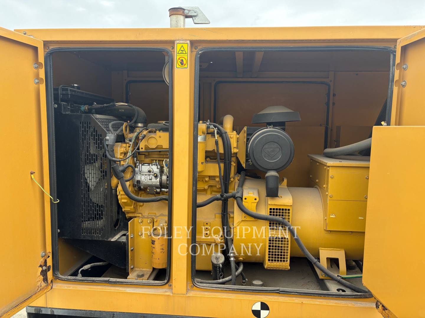 60 KW Caterpillar #D60, diesel generator set, 480 Volts, C4.4 engine, enclosure w/ base fuel tank, 2008 - Image 6