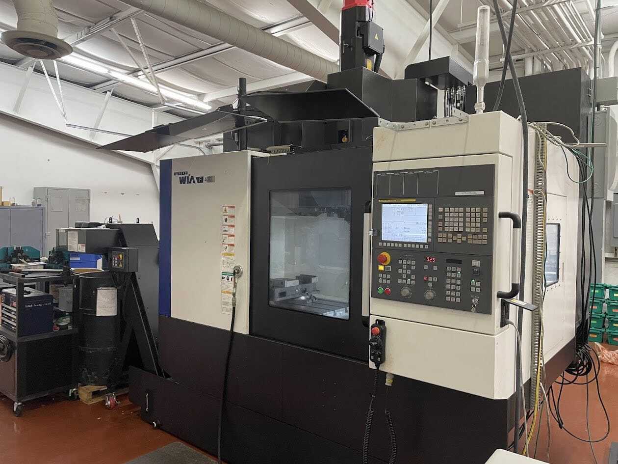 Hyundai Wia #F400, 3-Axis Vertical Machining Center, 31.5" X, 18.1" Y, 20.4" Z, 27 HP, 12,000 RPM, 24 - Image 2