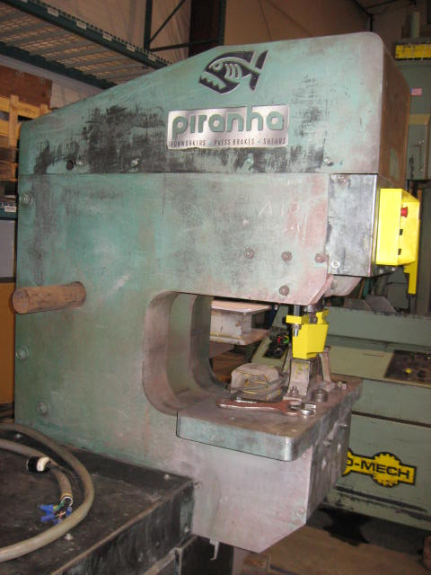 Piranha #SEPP-140, single end punch press, 140 ton, 1-3/8" thru 1-1/4" punch capacity, 20.5" throat, joystick - Image 2