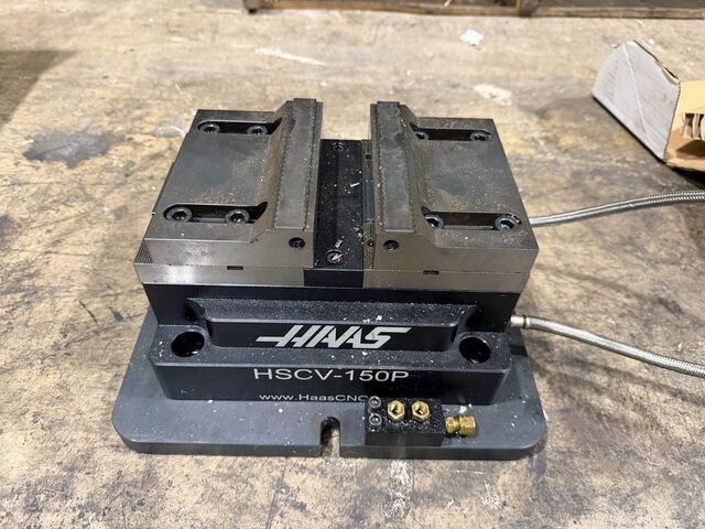 Haas #HSCV-150P, Pneumatic Self-Centering Vise, 6" jaw width, 0.2" jaw stroke, riser block, 2021 - Image 2