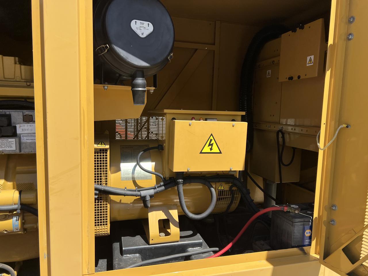 150 KW Caterpillar/Olympian #D150P4, Diesel Generator, 277/480 Volts, 1800 RPM, circuit breaker, 1PH/3PH, 216 - Image 9