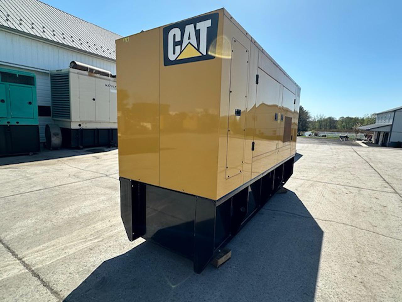 175 KW Caterpillar #D175-2, Diesel Generator Set, 120/208 Volts, 1800 RPM, circuit breaker, 1PH/3PH, 1535 - Image 5