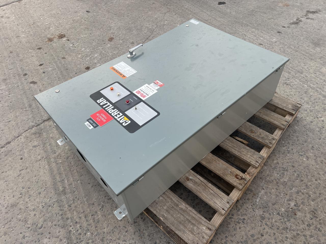 200 Amp. Caterpillar/Generac, Transfer Switch, 480 Volts, 3-wire, NEMA 3 enclosure, 3PH, 1995 - Image 3