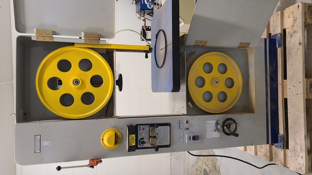 Pro Cut #RF66KB45, Vertical Band Saw, 115-165 high carbon steel SFPM, 130-180 cast iron SFPM, 220 Volts, 3PH - Image 9