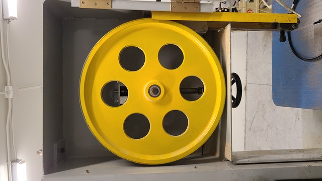 Pro Cut #RF66KB45, Vertical Band Saw, 115-165 high carbon steel SFPM, 130-180 cast iron SFPM, 220 Volts, 3PH - Image 10