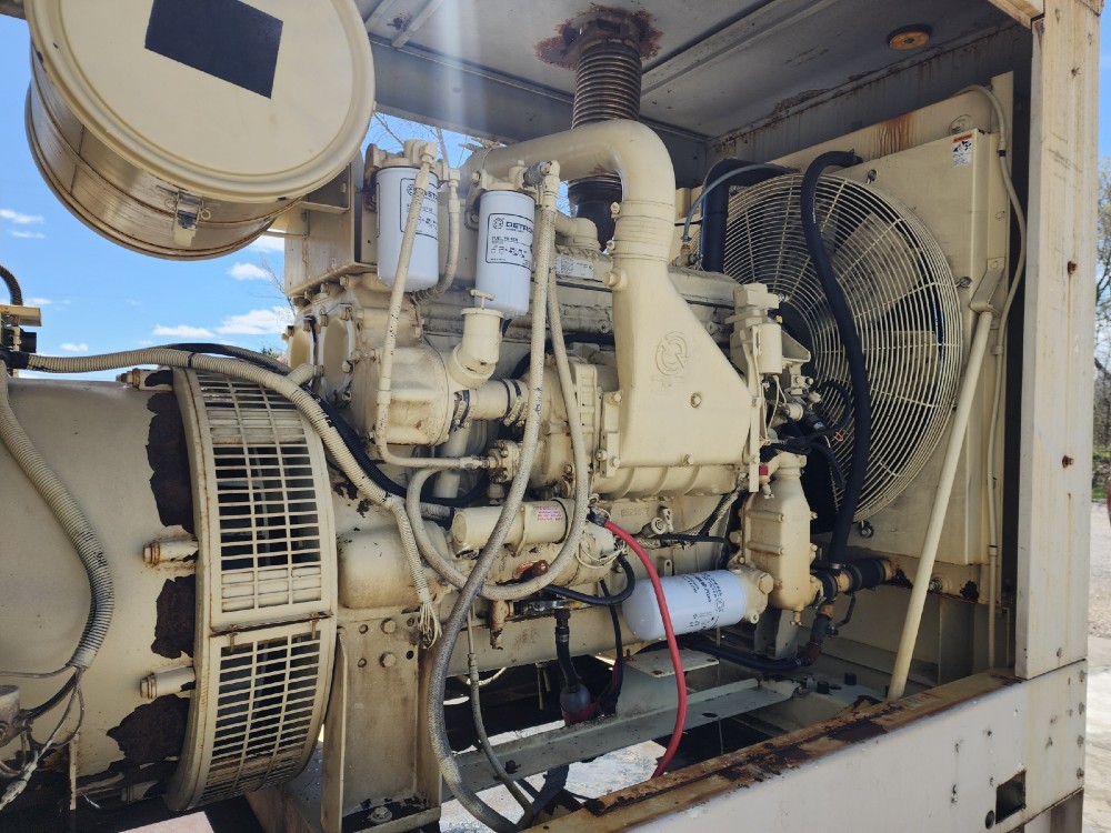 200 KW Kohler #200R0ZD71, Diesel Generator, 480 Volts, 330 HP @ 1800 RPM Detroit Diesel engine, 300 amp - Image 6
