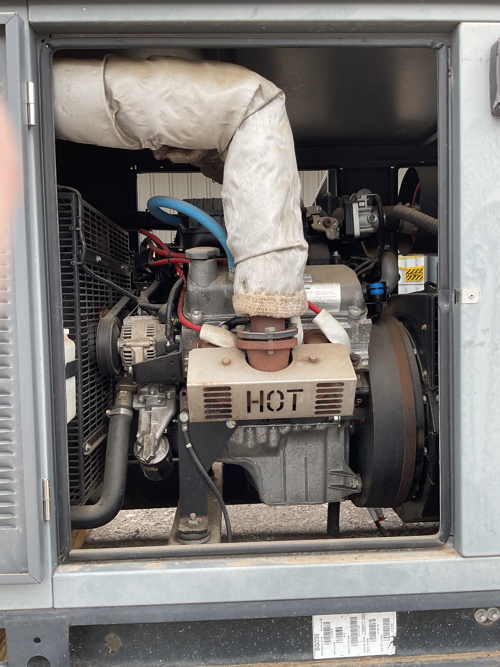 35 KW Generac #12455410200, Natural gas generator set, 120/240 Volts, 1-phase, 1800 RPM, S/N: 2108118, 2010 - Image 7