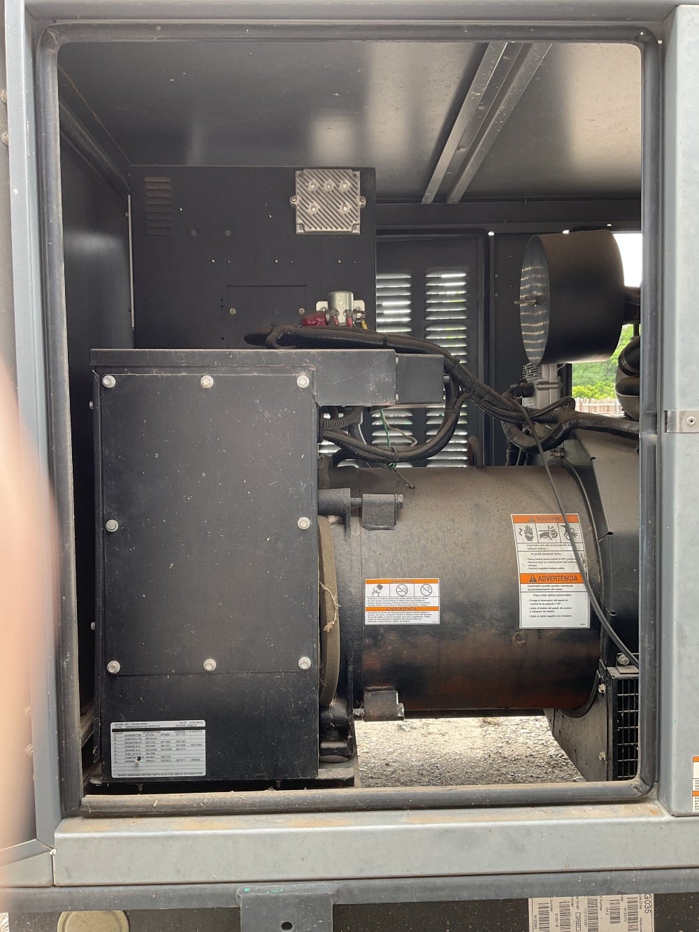 35 KW Generac #12455410200, Natural gas generator set, 120/240 Volts, 1-phase, 1800 RPM, S/N: 2108118, 2010 - Image 8
