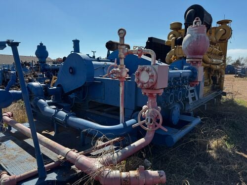 Caterpillar #SH-800, triplex mud pump, Caterpillar D398 engine - Image 3