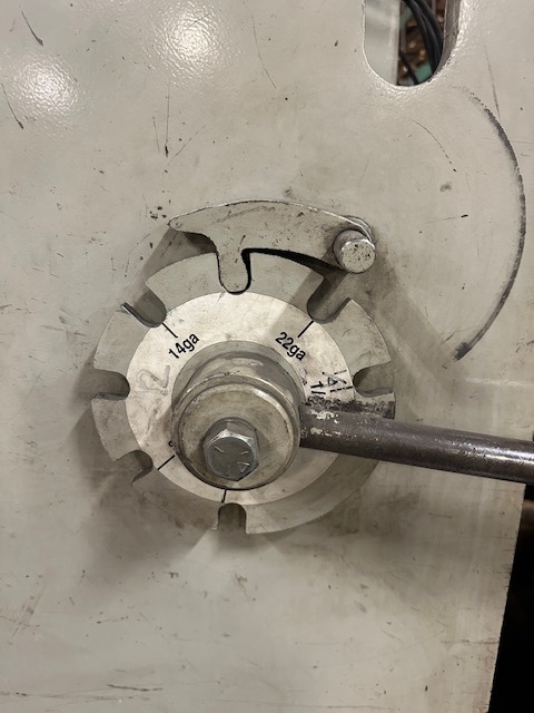 1/4" x 10' Accurshear #625010, Hydraulic Power Squaring Shear, 22 SPM, 20 HP, 36" Back Gauge, 1998 - Image 5