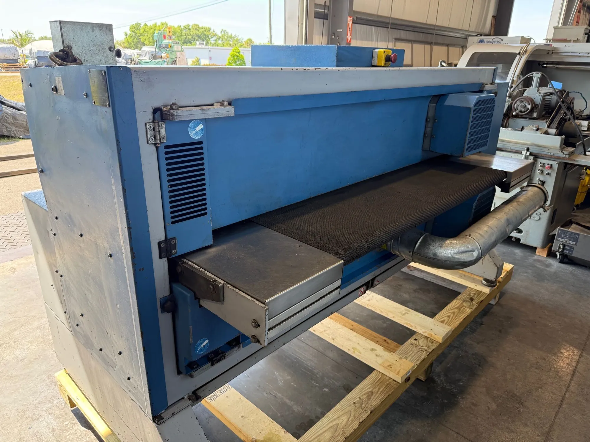 Lissmac #SBM-B-1500, deburring machine, 2007 - Image 6