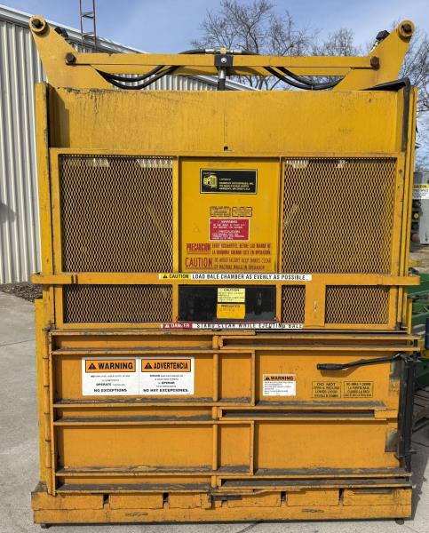 GPI #M60MD, vertical baler, 24" x 60" feed opening, 5 HP, 33 sec cycle, hydraulic eject system - Image 1
