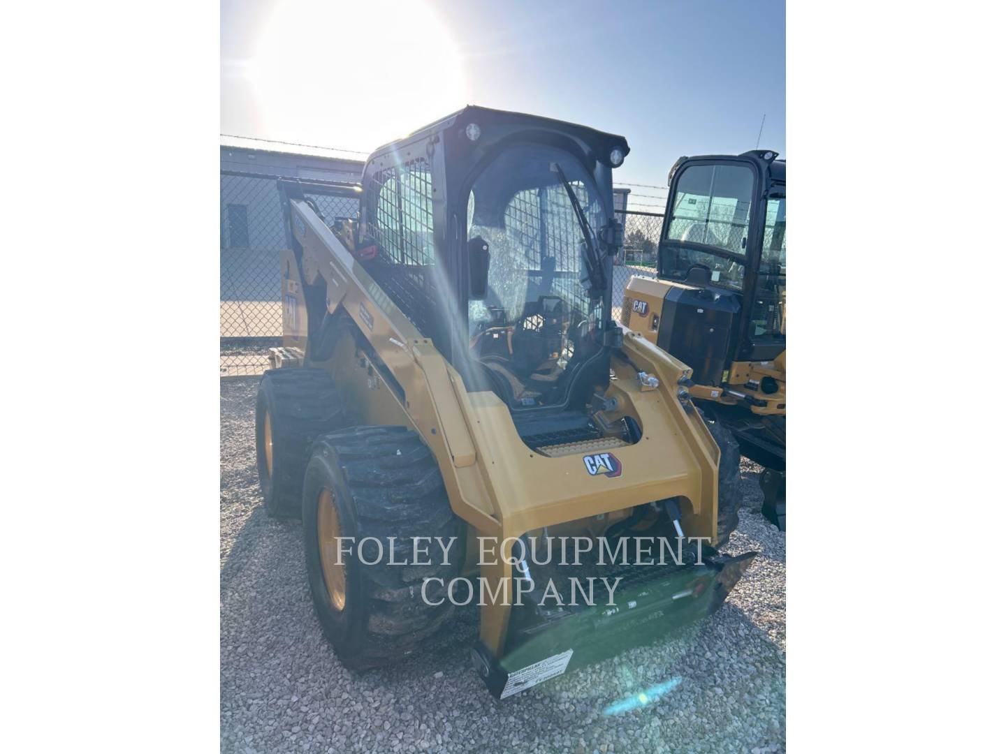 Cat 272D3XPS2C, Skid Steer Loader, 43 hours, S/N: TY300447, 2024 - Image 2
