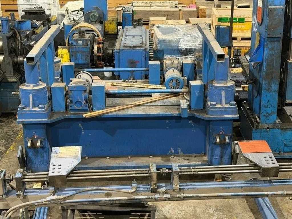 72" x 0.325" Delta #72-72, Cut-To-Length line, 72000 lb., 80" OD, 22"-30" ID, entry 4-arm turnstyle, powered - Image 8