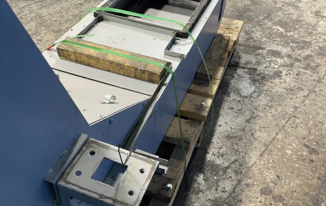 21" wide, Chip Conveyor, 60" flat, 60" rise, 200/220 V. - Image 7
