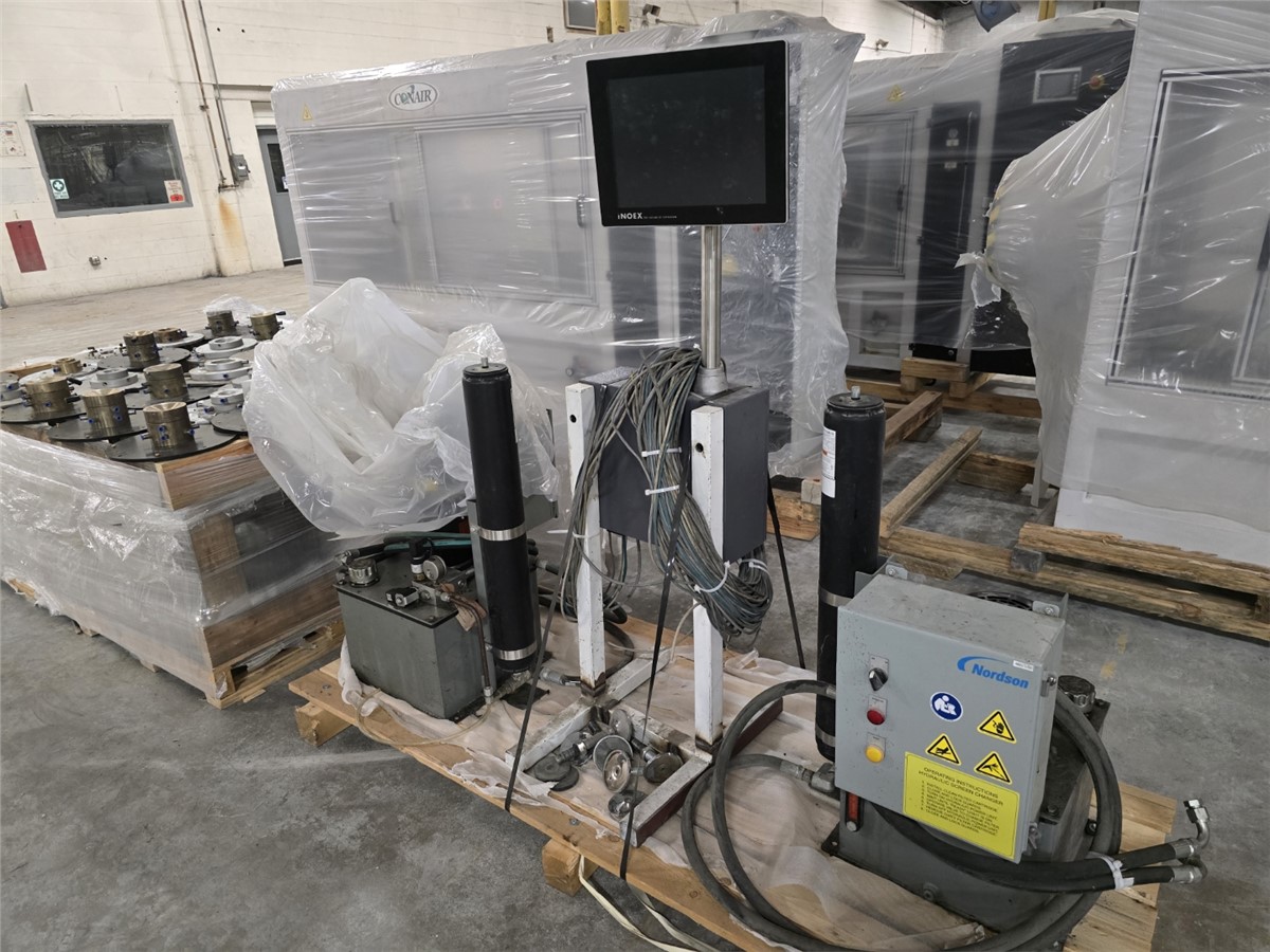 Davis Standard, pipe manufacturing line, 1/2"-1" HDPE pipe, 2.5" extruder 42:1 L/D, vacuum bath, haul off - Image 2
