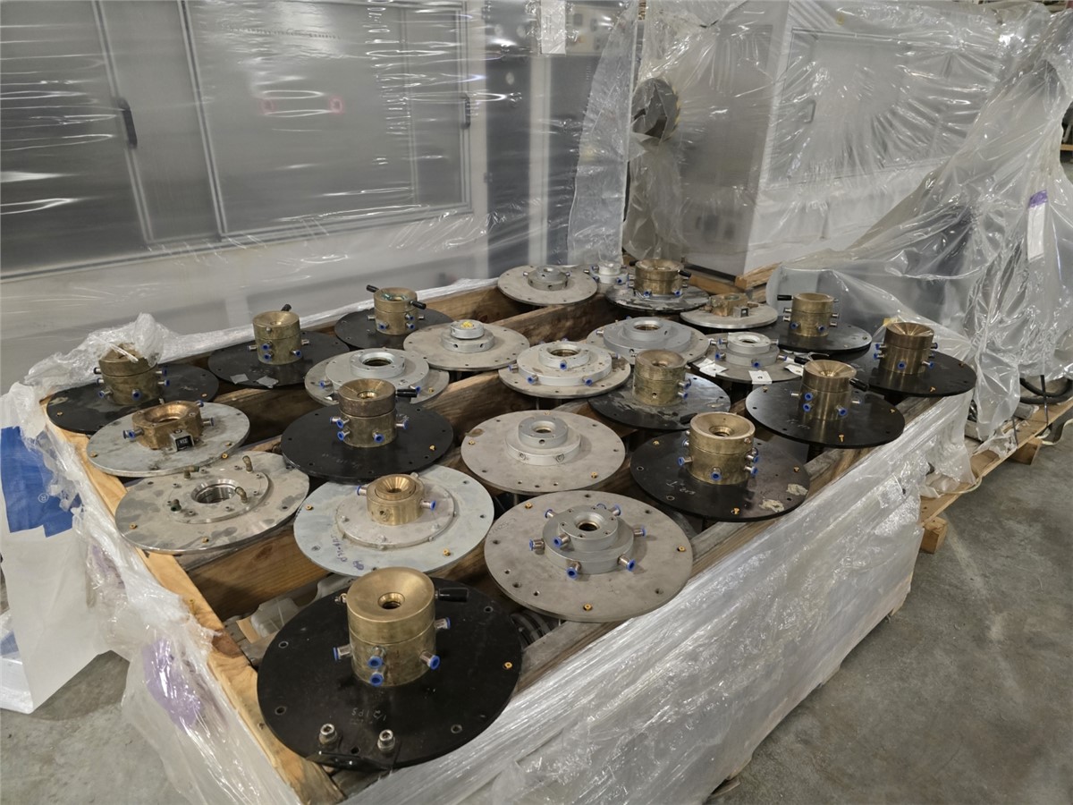 Davis Standard, pipe manufacturing line, 1/2"-1" HDPE pipe, 2.5" extruder 42:1 L/D, vacuum bath, haul off - Image 9