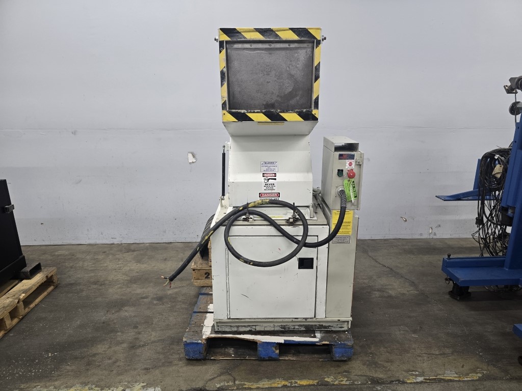 12" x 16" Whitaker/Granutec #TFG-1216, plastic granulator, 5-knife open rotor, 3/8" screen, 25 HP, 460/3/60 - Image 1