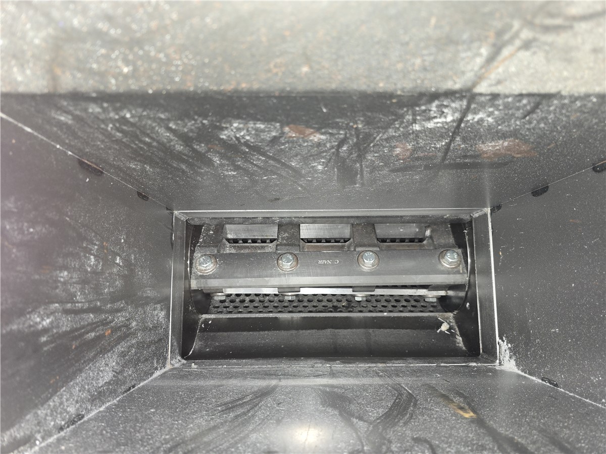 7.8" x 16.5" Conair #817, plastic granulator, 3-knife open rotor, 1/2" screen, 10 HP, 460/3/60 - Image 10