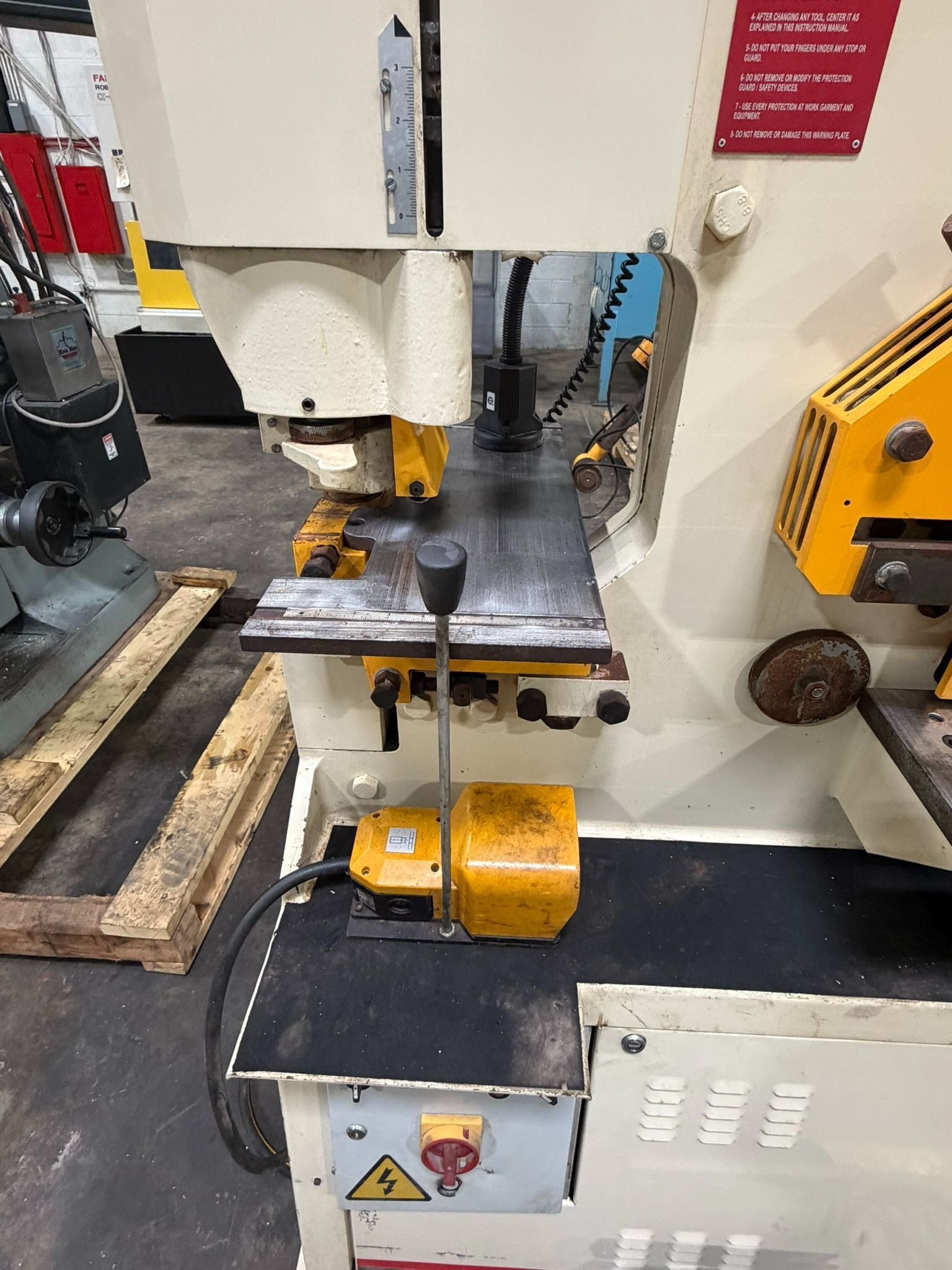 5" x 5" x 1/2" Geka #Hydracrop-80S, Ironworker, 88 ton, 12" throat, 2022 - Image 3