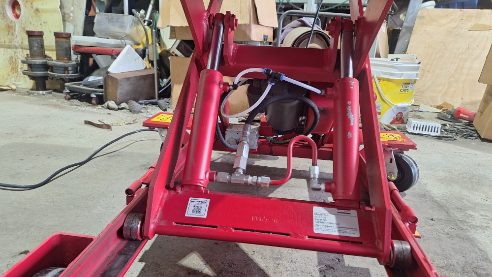 1100 lb. Southworth #CLL1.1-26, back saver lite portable lift, 24" x40" tbl., 36.5" lift height - Image 8