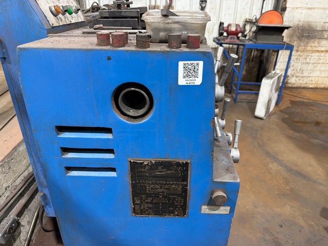17"/26" x 40" Darbert #CY-S1740G, gap bed engine lathe, 9.4" swing over cross slide, 2000 RPM, 2" bore, 7.5 - Image 6