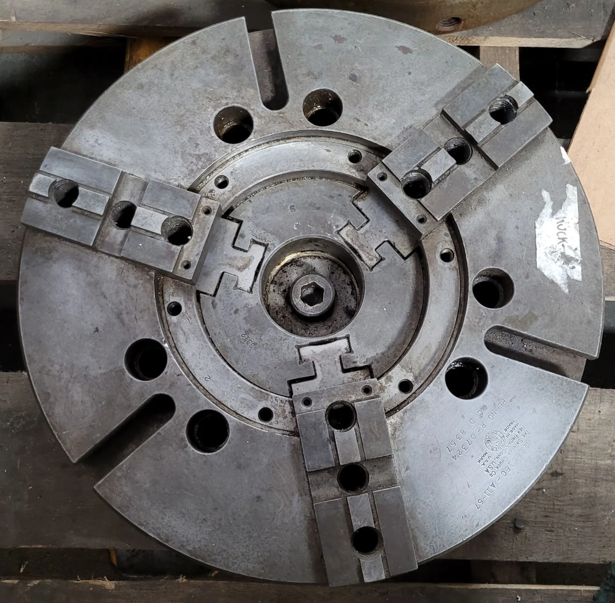 15" Skinner #16015C-A11-57, 3-jaw chuck, 92667 - Image 1