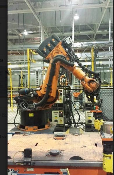 Kuka, KR-150 & KR200, 6-Axis CNC industrial robots, 400 units available sold separate - Image 2