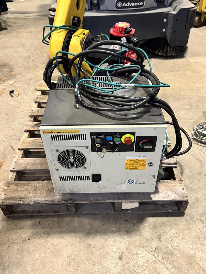 Fanuc #M-20ID/25, 6-Axis CNC Robot, 55 lb. payload, 72.1" reach, R-30iB MATE Plus controller, teach pendant - Image 5