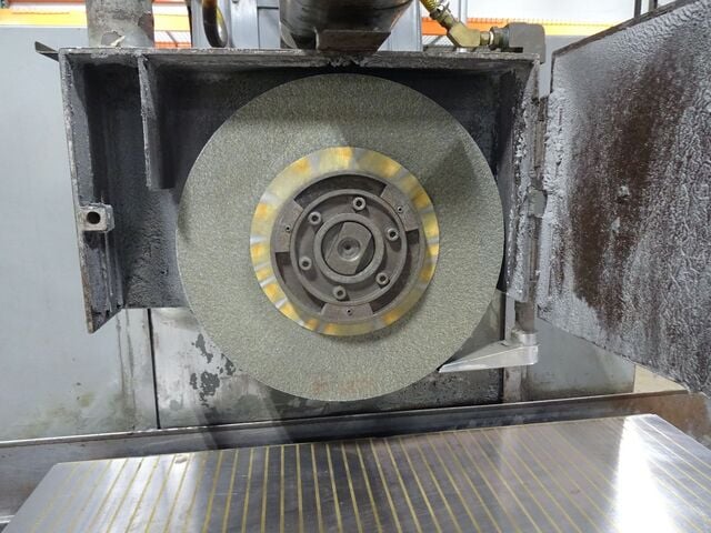 16" x 32" Okamoto #1632N, Reciprocating Surface Grinder, 12" diameter x 1.5" wide grinding wheel, 5 HP - Image 5