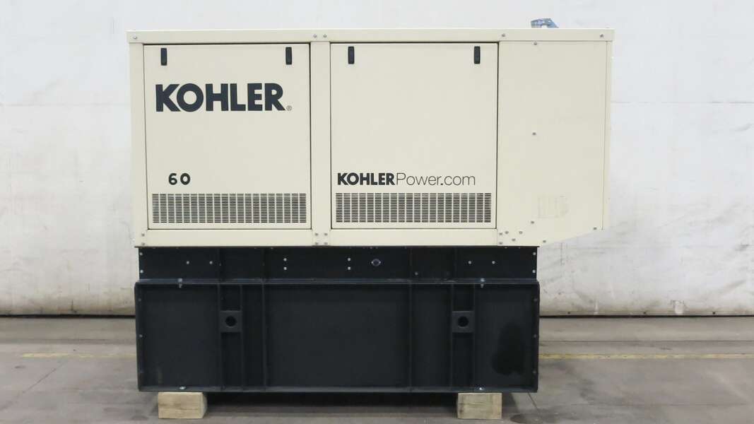 60 KW Kohler #60REZGB, Natural gas / LP generator set, 120/240 Volts, 1-phase, 105 HP @ 1800 RPM, GM 5.7L - Image 1