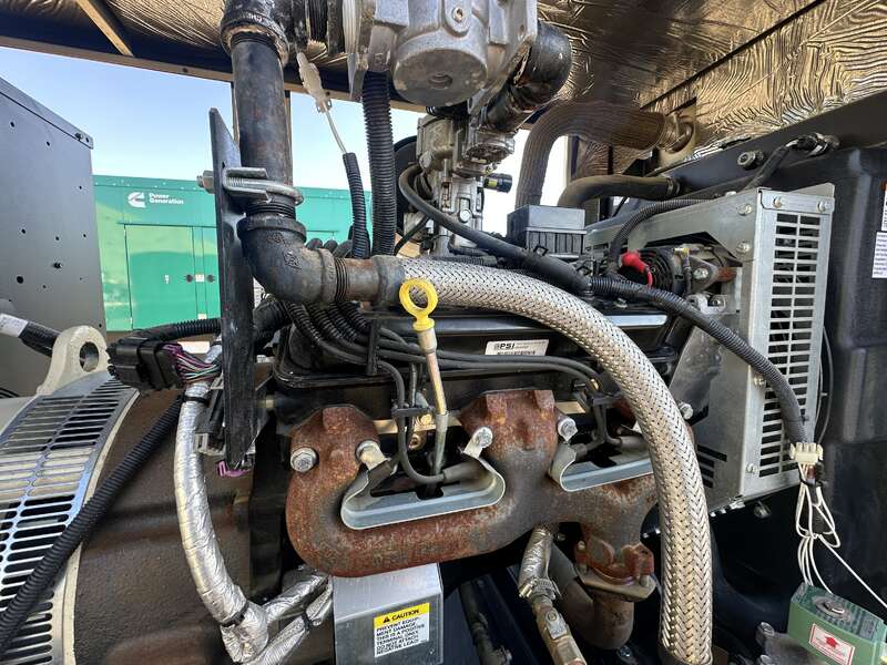 60 KW Kohler #60REZGB, Natural gas / LP generator set, 120/240 Volts, 1-phase, 105 HP @ 1800 RPM, GM 5.7L - Image 5