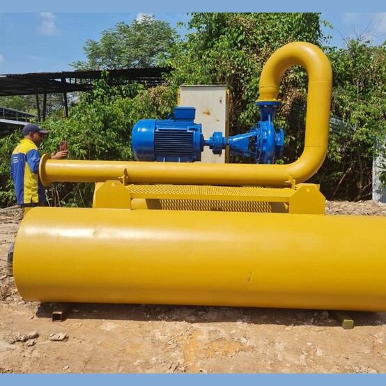 1600 GPM @ 200' TDH Regent Pumps #150-400-B17, Centrifugal Pump, 6" x 8", pontoon mounted, 74 HP, 1480 RPM - Image 2