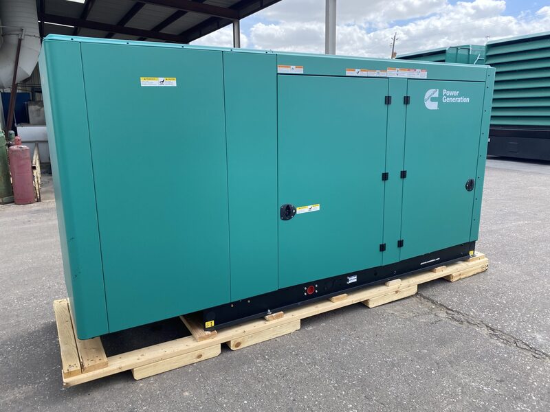 200 KW Cummins #C200N6B, Natural gas generator set, 120/208 Volts, 3-phase, 310 HP @ 1800 RPM, QSJ8.9G-G3 - Image 1