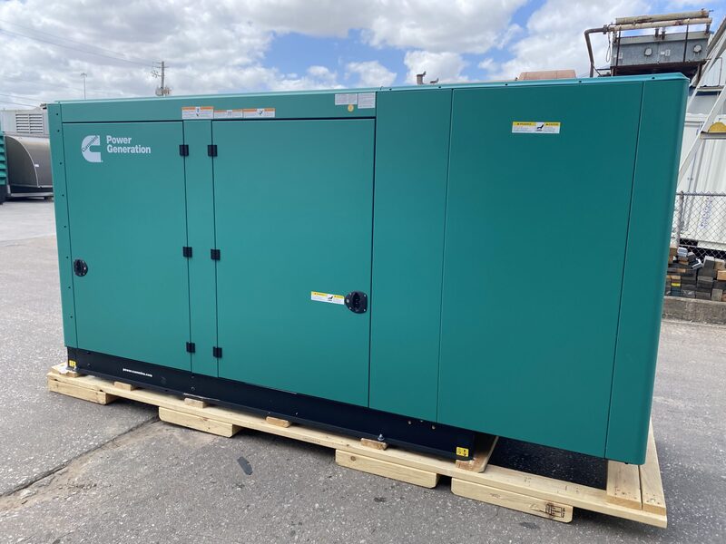 200 KW Cummins #C200N6B, Natural gas generator set, 120/208 Volts, 3-phase, 310 HP @ 1800 RPM, QSJ8.9G-G3 - Image 2