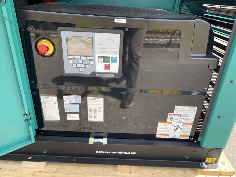 200 KW Cummins #C200N6B, Natural gas generator set, 120/208 Volts, 3-phase, 310 HP @ 1800 RPM, QSJ8.9G-G3 - Image 5