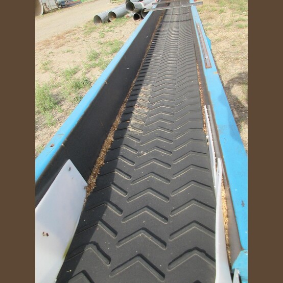 18" x 58' Troughed Channel Conveyor, 0.25" Thick 3 PLY Chevron Belt, 48" width x 63' L x 51" H Overall - Image 6